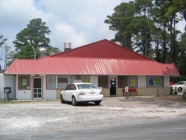 3441 Ridge Rd, Chincoteague Island, VA for sale Primary Photo- Image 1 of 1