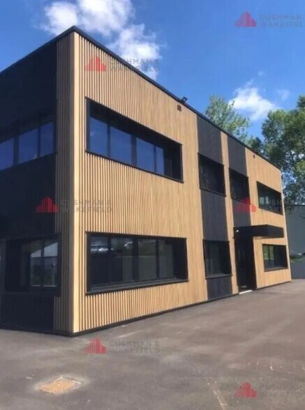 Office in Châtillon-le-Duc for lease - Building Photo - Image 2 of 3