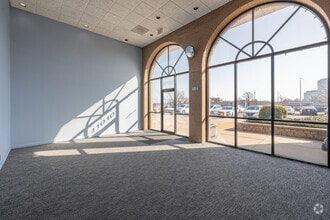 7100 W College Blvd, Overland Park, KS for lease Interior Photo- Image 1 of 3