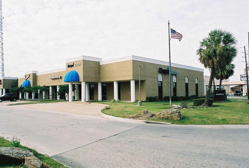 4410 Dowlen Rd, Beaumont, TX 77706