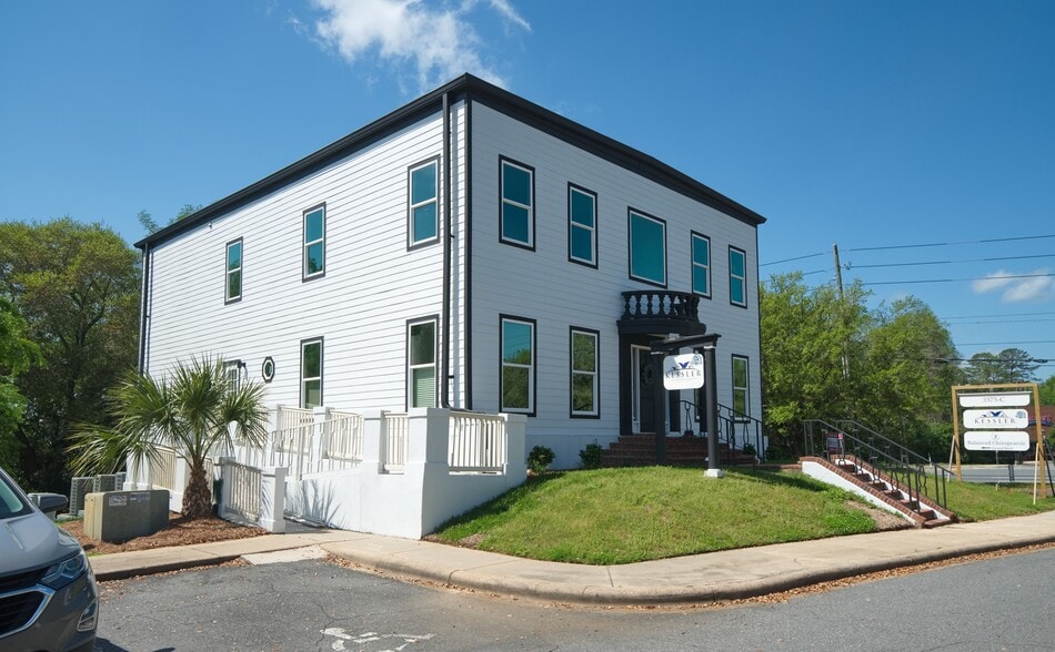 3375 Capital Cir NE, Tallahassee, FL for lease - Building Photo - Image 3 of 24