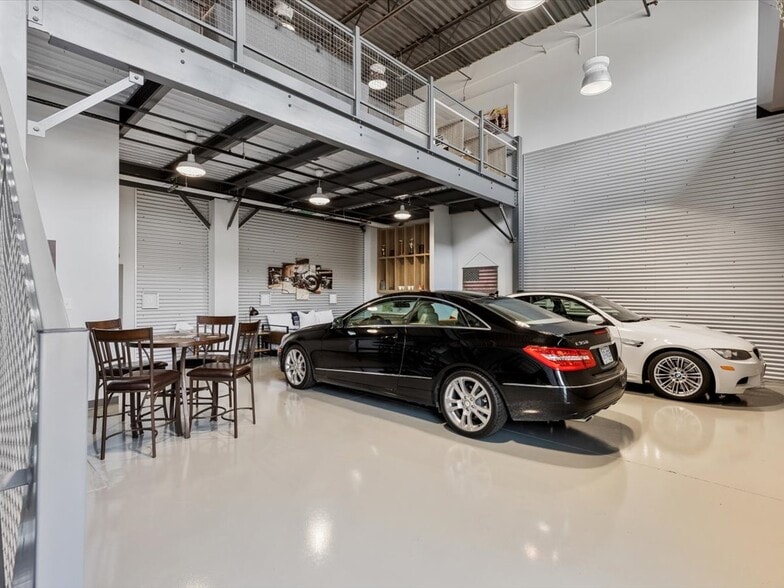 6701 Dominion Garages Ave, Woodford, VA for sale - Building Photo - Image 3 of 33