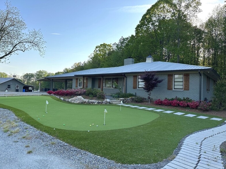 5662 Cemetery Rd, Lula, GA for lease - Building Photo - Image 2 of 29