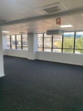 33 SW 2nd Ave, Miami, FL for lease Interior Photo- Image 1 of 10