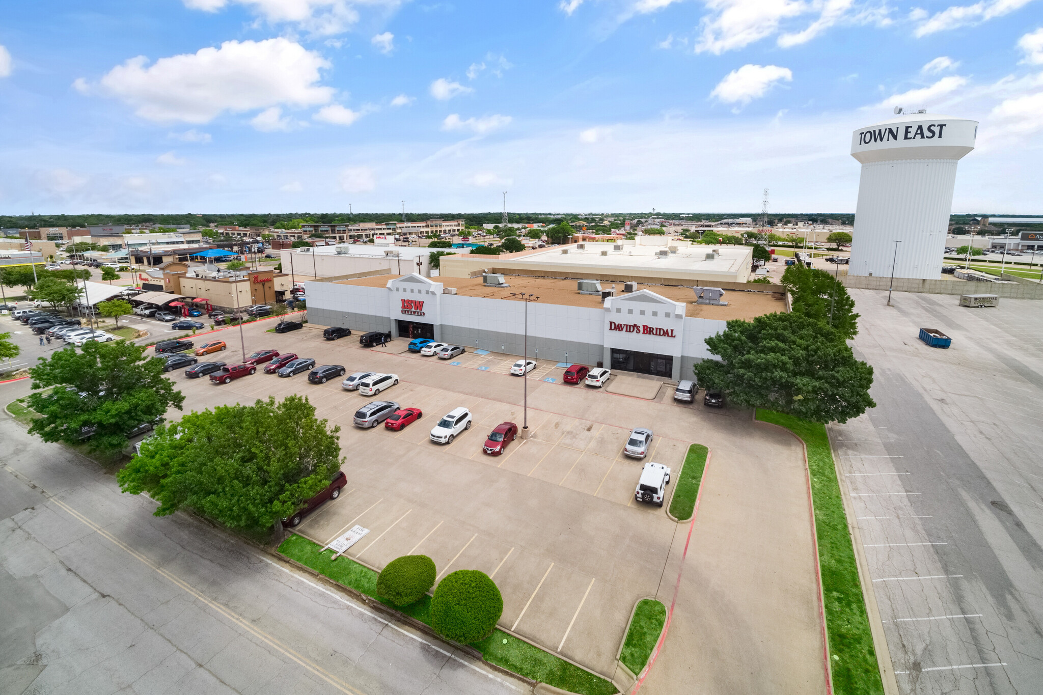 1616 N Town East Blvd, Mesquite, TX for lease Building Photo- Image 1 of 18