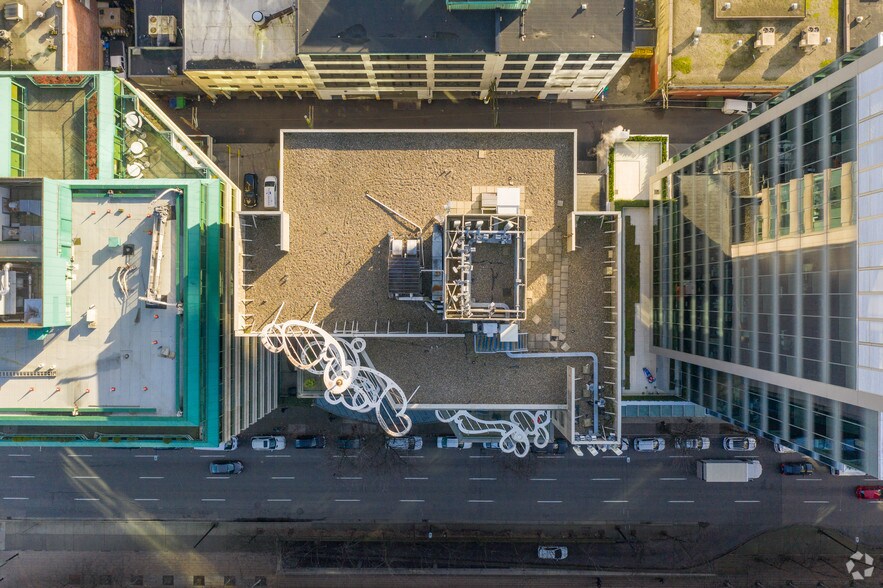 938 Howe St, Vancouver, BC for lease - Building Photo - Image 3 of 11