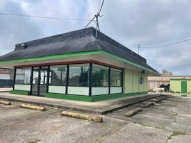 7100 Downman Rd, New Orleans LA - Retail Space