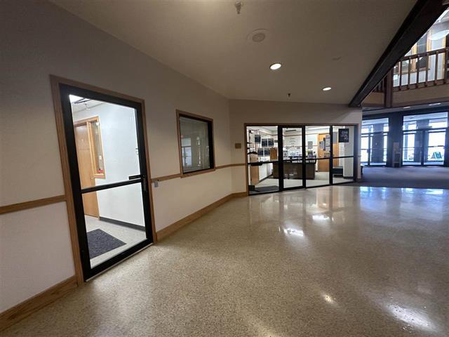 1700 S 1st Ave, Iowa City, IA 52240 - Unit 10 -  - Interior Photo - Image 1 of 31
