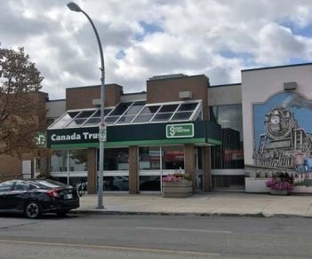 200 Regent Ave W, Winnipeg, MB for sale Primary Photo- Image 1 of 1