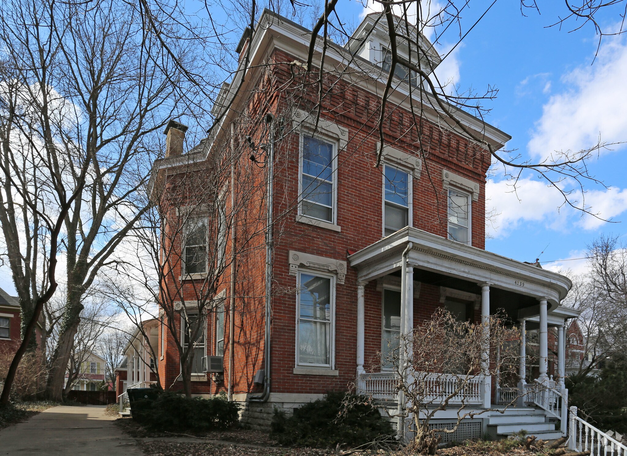 4239 Hamilton Ave, Cincinnati, OH for sale Primary Photo- Image 1 of 1