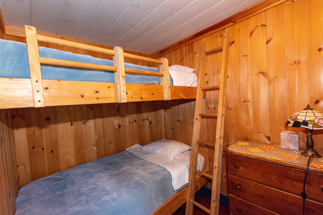 76 Lake Shore Dr, Moultonborough, NH 03254 Property Record