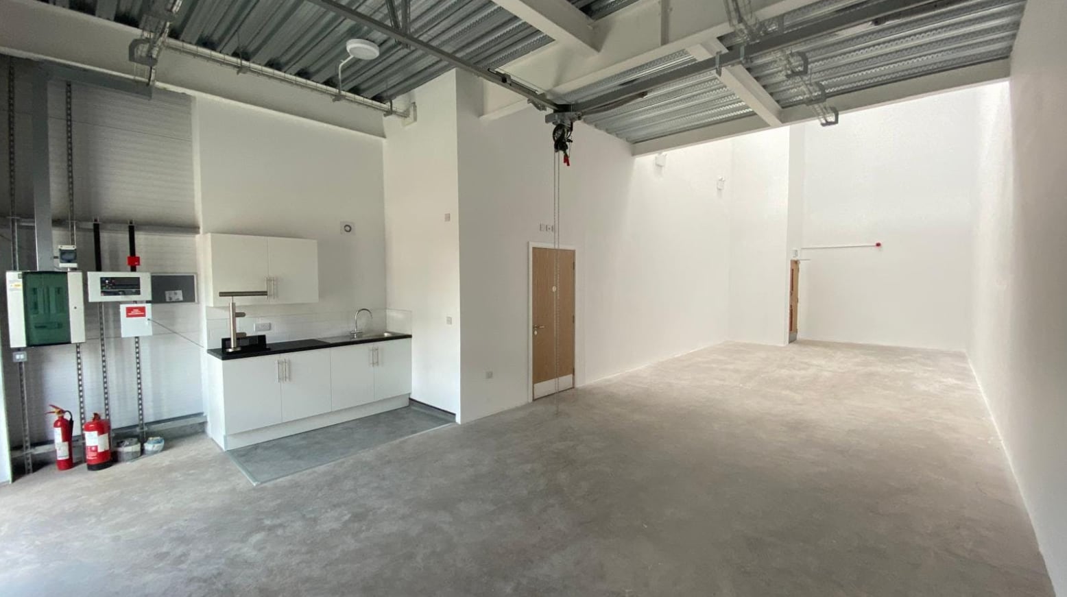Endemere Rd, Coventry, WMD CV6 5PY - Unit 17 - - Interior Photo - Image 1 of 2