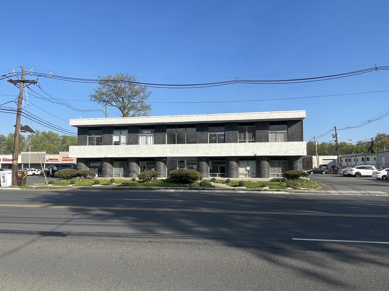 1203 W St Georges Ave, Linden, NJ for sale - Building Photo - Image 1 of 1