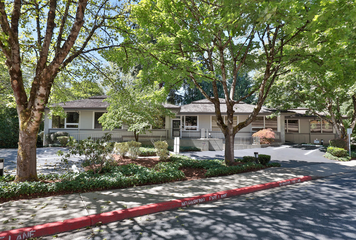 300 NE Gilman Blvd, Issaquah, WA for sale Building Photo- Image 1 of 9