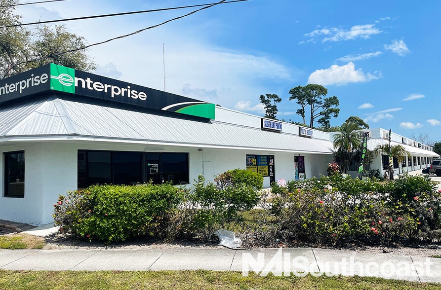 10502-10558 S Us-1 Hwy, Port Saint Lucie, FL for lease - Building Photo - Image 3 of 6