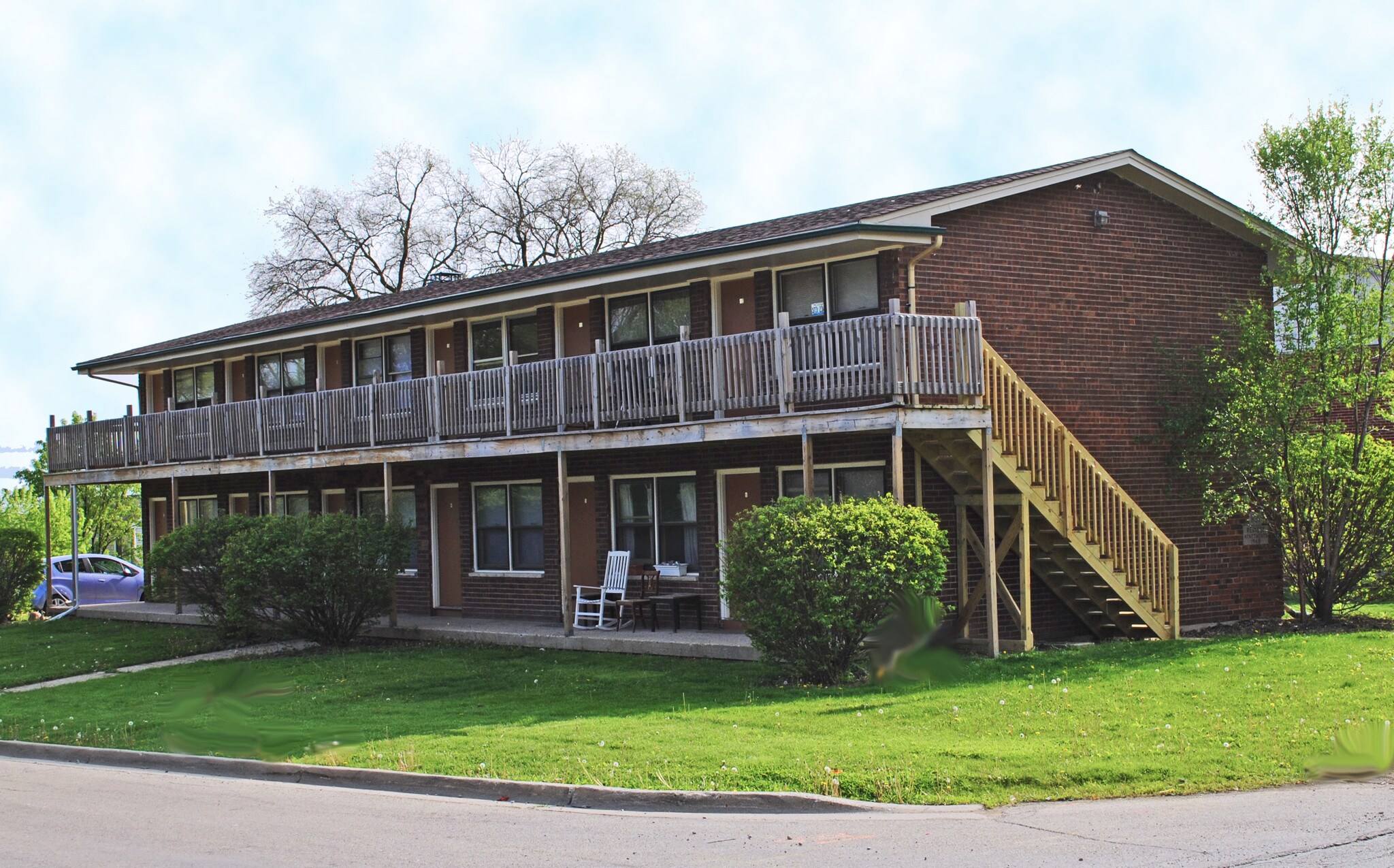 851 Bode Rd, Elgin, IL for sale Primary Photo- Image 1 of 1