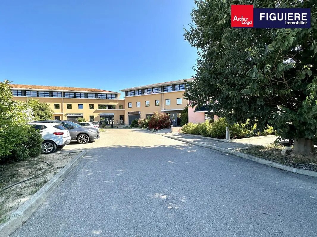 190 Rue Marcelle Isoard, Aix-en-Provence for lease Building Photo- Image 1 of 10