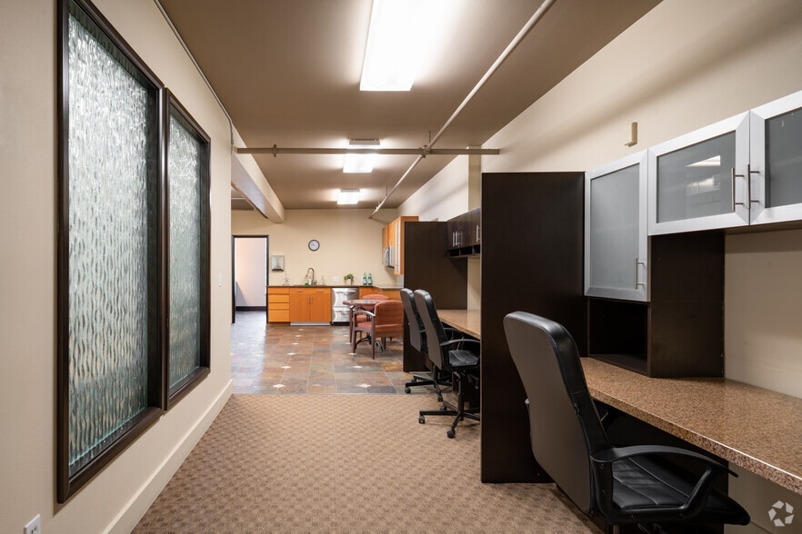 4130 1st Ave S, Seattle, WA for lease - Interior Photo - Image 3 of 17