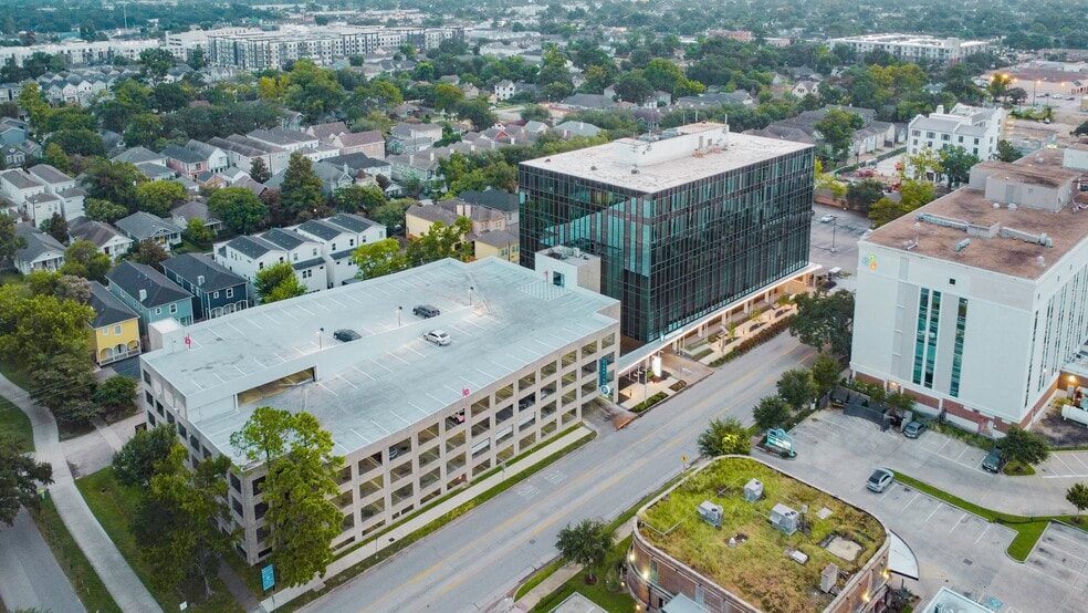 427 W 20th St, Houston, TX for lease - Building Photo - Image 3 of 15