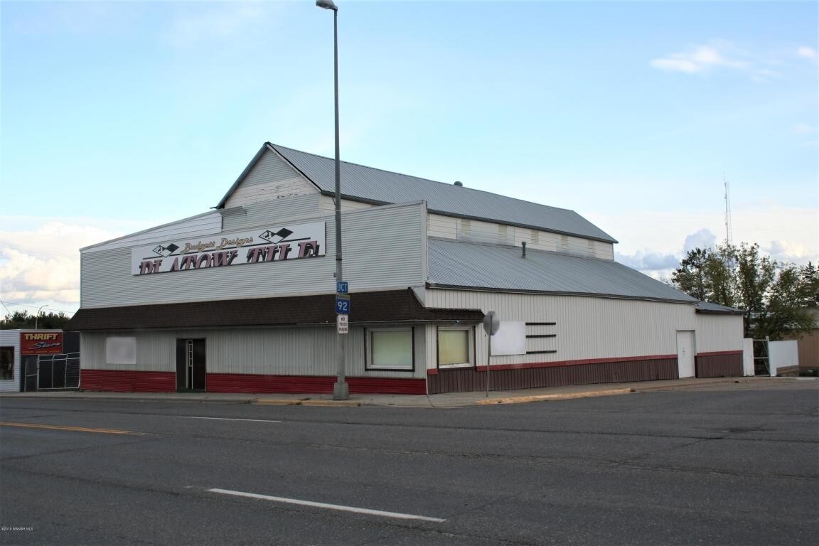 32 Central St NW, Bagley, MN 56621