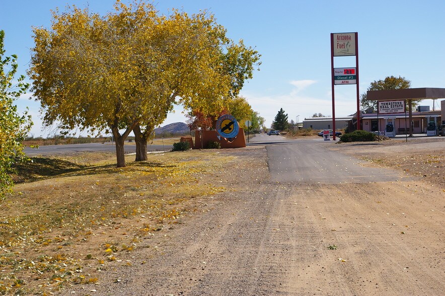 301 N Frontage Rd, Sunsites, AZ for sale - Primary Photo - Image 1 of 1