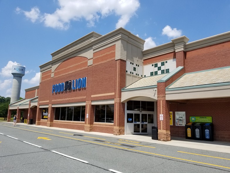 835 Williamson Rd, Mooresville, NC for lease - Building Photo - Image 1 of 6