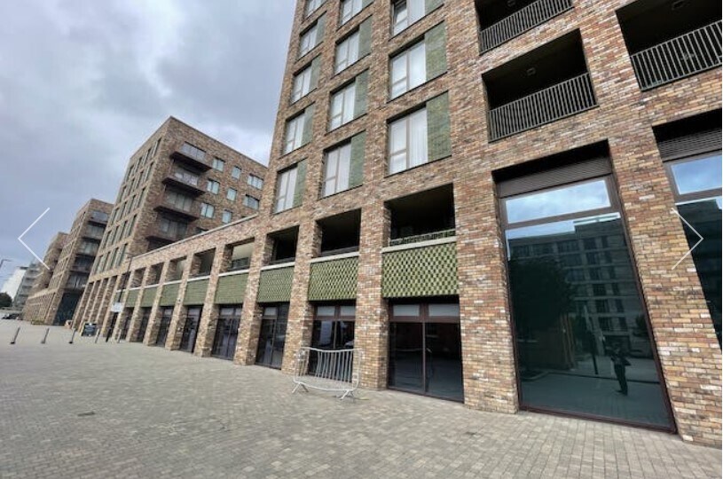 1215 Upper Dock Walk, London, E16 2JT
