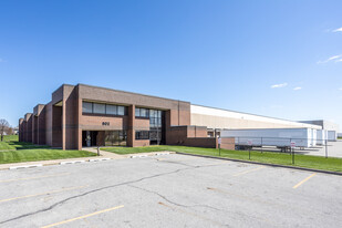 802 SE Shurfine Dr, Ankeny IA - Warehouse