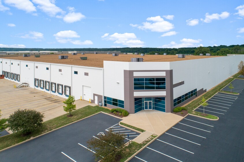 1619 Park 370 Pl, Hazelwood, MO for lease Building Photo- Image 1 of 10