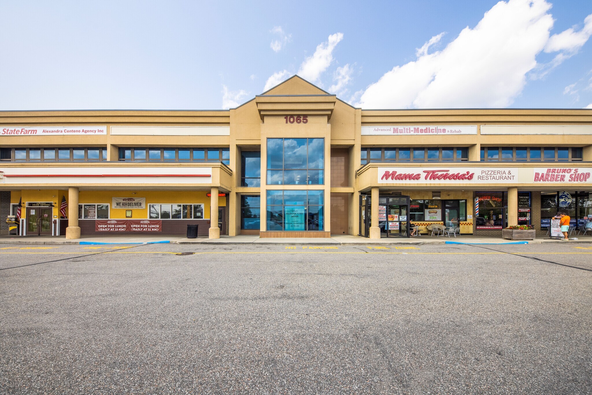 1055-1083 Old Country Rd, Westbury, NY for lease Building Photo- Image 1 of 7