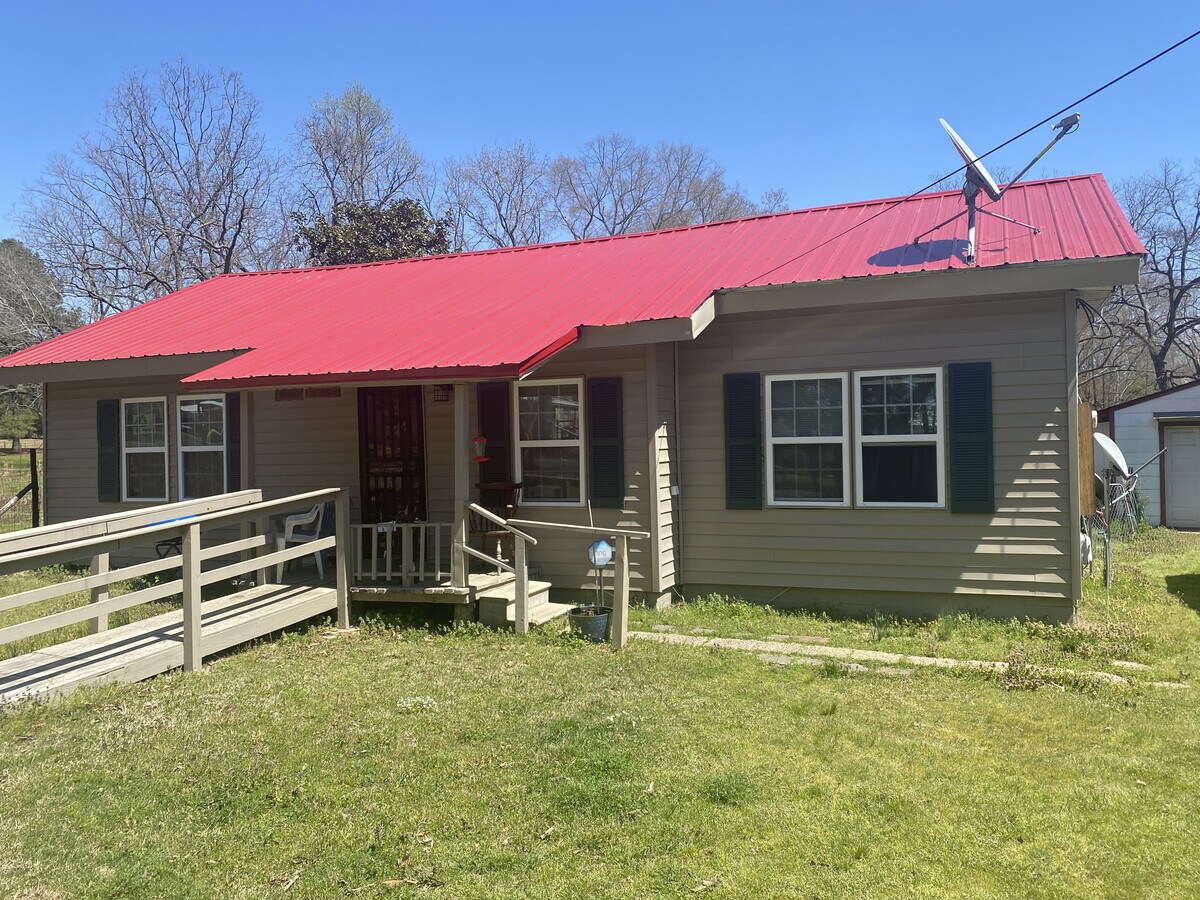 6218 Peters Rd, Jacksonville, AR 72076