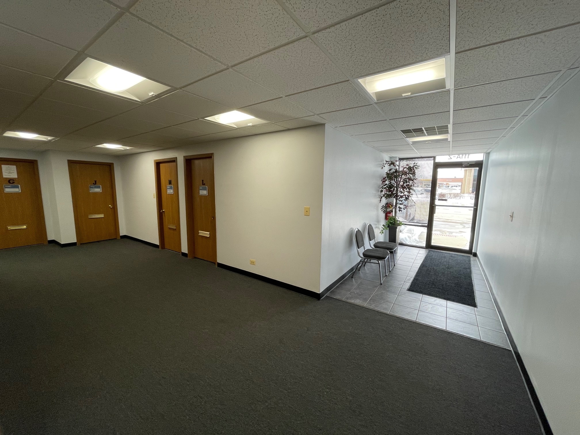 830 E Higgins Rd, Schaumburg, IL 60173 Woodfield Grove Business