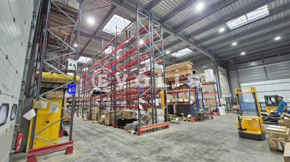 Flex in Bussy-Saint-Martin for sale - Interior Photo - Image 2 of 17