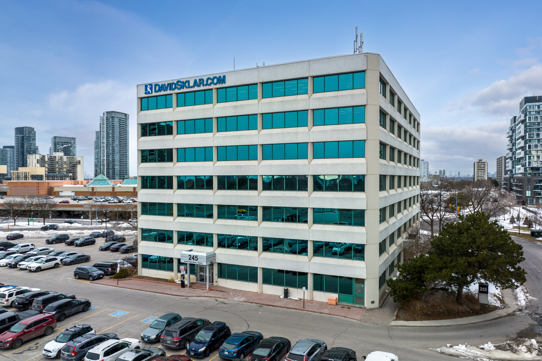 245 Fairview Mall Dr, Toronto, ON for lease Building Photo- Image 1 of 8