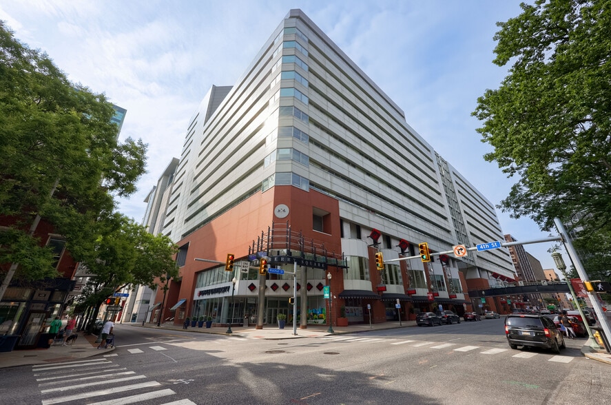 234 Strawberry Sq, Harrisburg, PA for lease - Primary Photo - Image 1 of 2