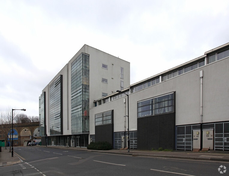 41-75 Consort Rd, London for lease - Building Photo - Image 2 of 5