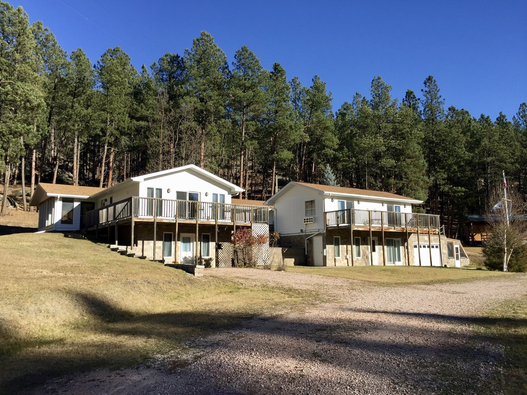 24110 Leaky Valley Rd, Keystone, SD 57751
