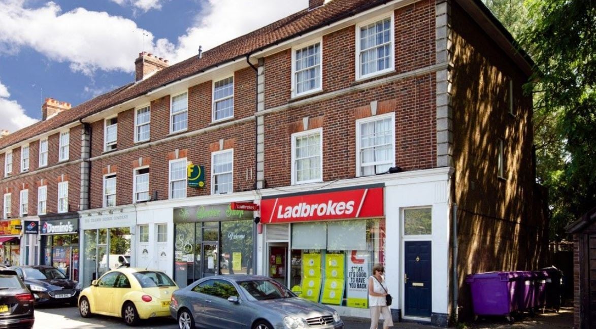 Hampton Court Way, Thames Ditton, KT7 0LX