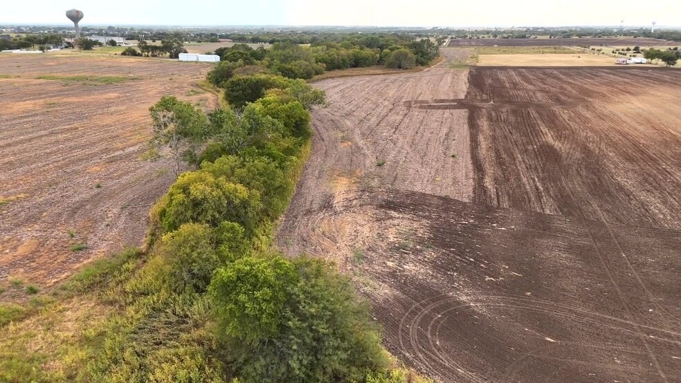 965 Kerfoot dr, Gunter, TX for sale - Commercial Listing Video - Image 2 of 33