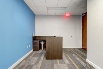 121-189 S Orange Ave, Orlando, FL for lease Interior Photo- Image 2 of 17