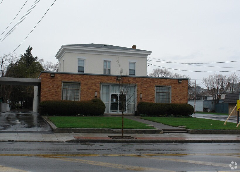 2649 James St, Syracuse, NY for sale - Primary Photo - Image 1 of 1