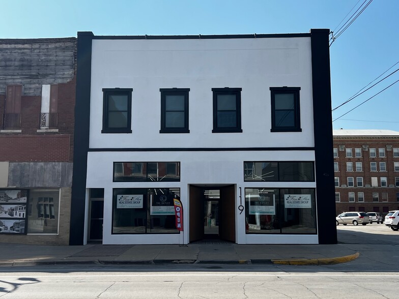 119 E Main St, Marshalltown, IA for lease - Building Photo - Image 1 of 5