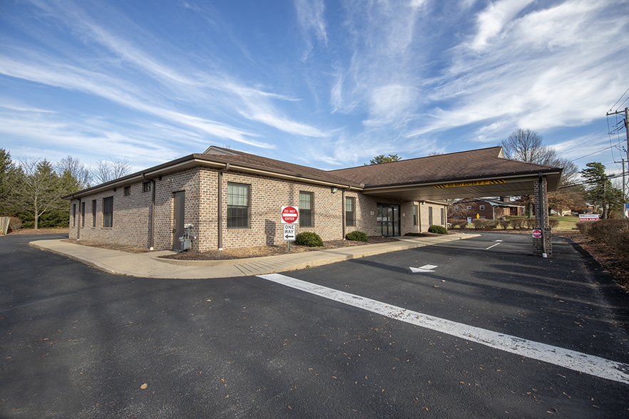 86 Coraopolis Rd, Coraopolis, PA 15108 - 6,000 SF Multi Purpose ...