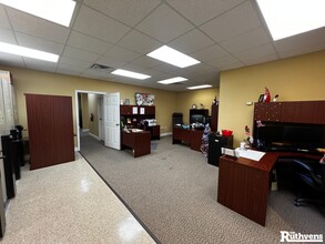 3308 Cleveland Heights Blvd, Lakeland, FL for lease Interior Photo- Image 2 of 18