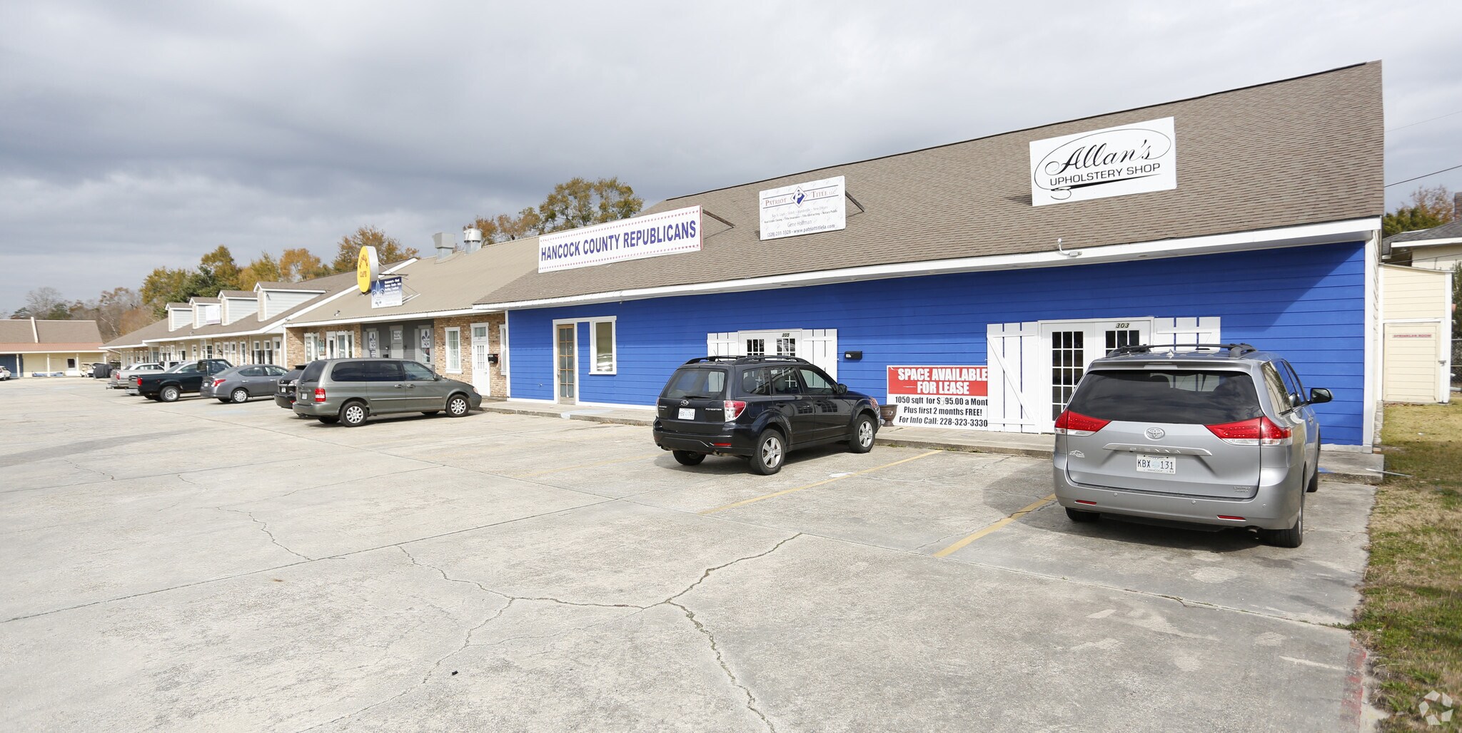 303-329 Reese St, Bay Saint Louis, MS for sale Primary Photo- Image 1 of 1