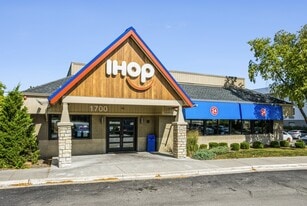 IHOP - 10 Yr Abs NNN - Healthy Sales - NNN Property