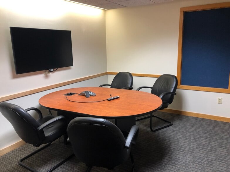 400 US Route 1, Falmouth, ME for lease - Interior Photo - Image 2 of 7