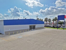 6130 S Padre Island Dr, Corpus Christi TX - Parking Garage