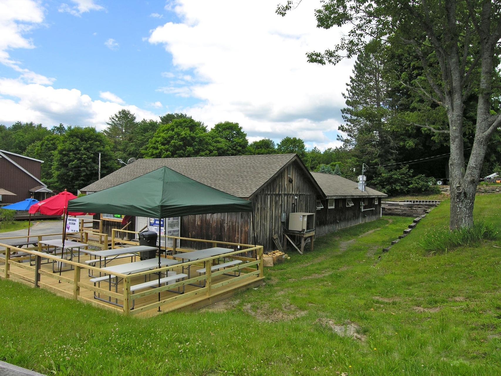 112 Route 106, North Springfield, VT for sale Primary Photo- Image 1 of 1