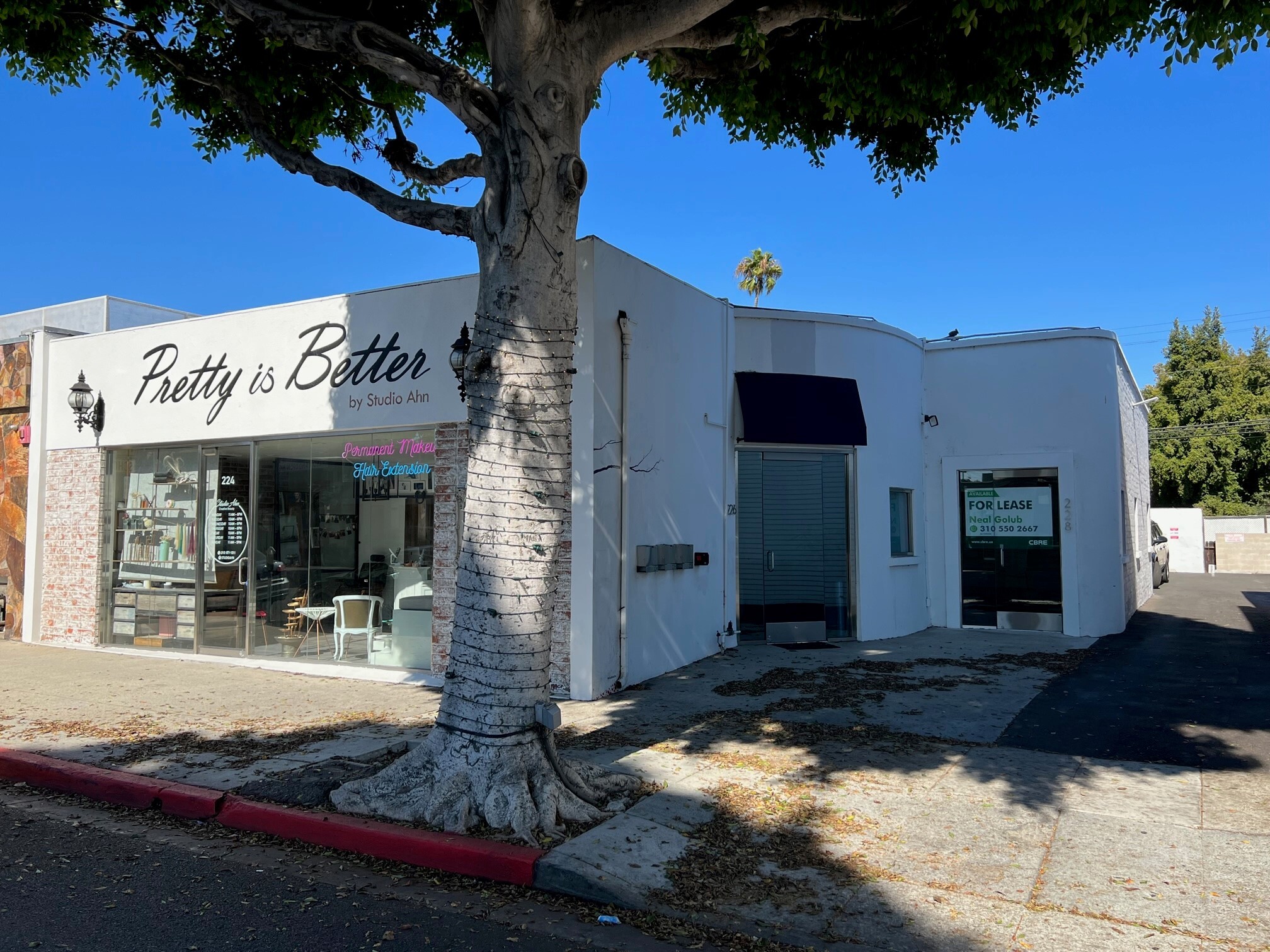 228 S Robertson Blvd, Beverly Hills, CA for sale Primary Photo- Image 1 of 1